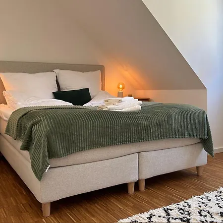 Neues Trendy Dachgeschossloft شقة